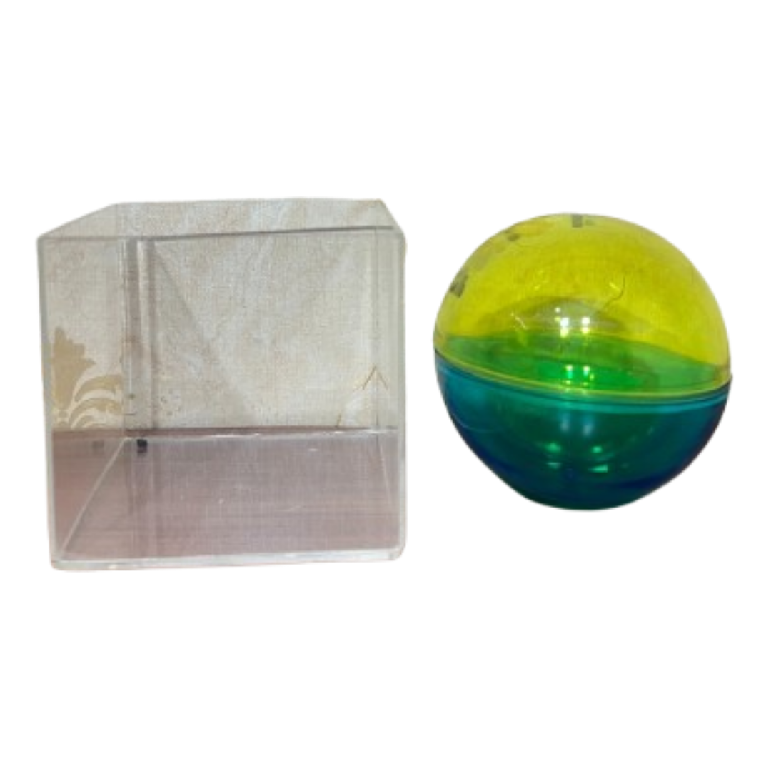 Volume relation between cube and sphere